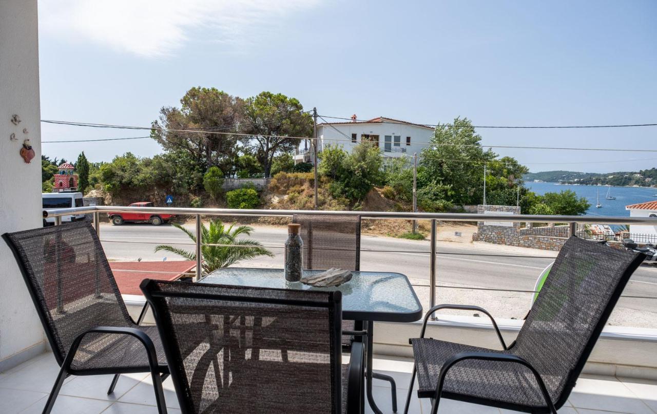 Iridanos Apartments Skiathos Exterior foto